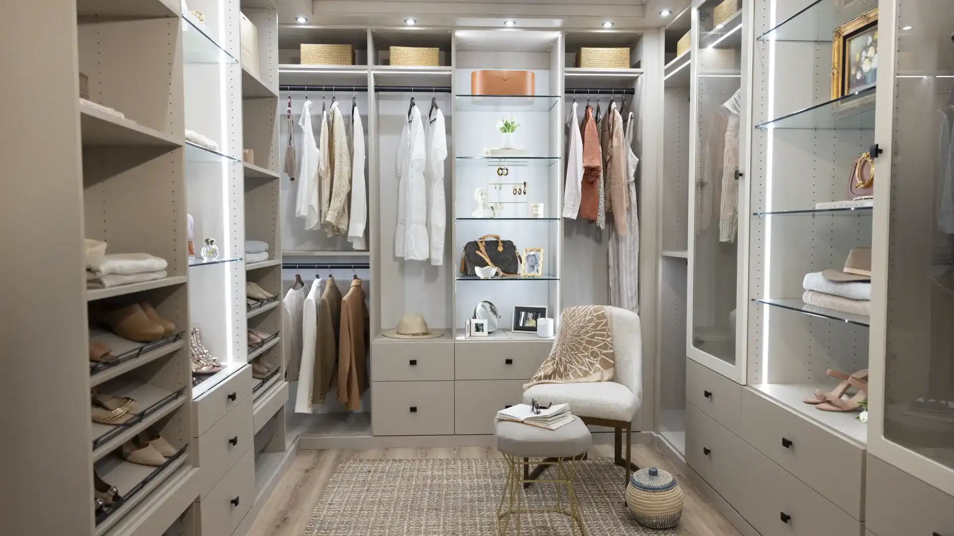 custom-closets-oct-2025